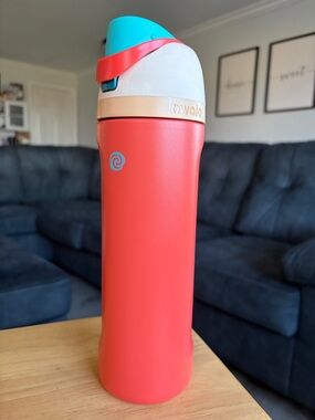 Owala Water Bottle Disney Edition - Moana